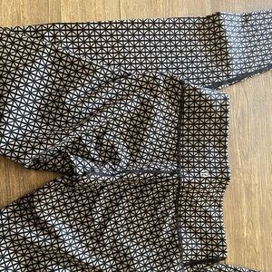 Black and grey Lululemon leggings
